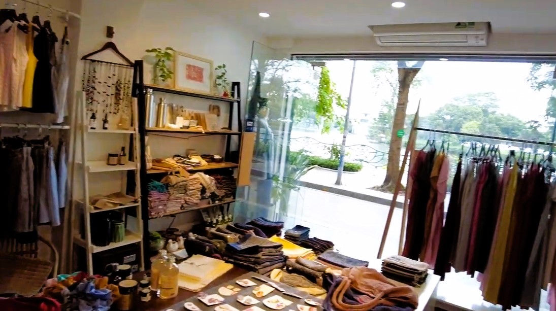 The best shopping tour of the Vibrant and beautiful Vietnam