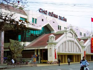 The best shopping tour of the Vibrant and beautiful Vietnam