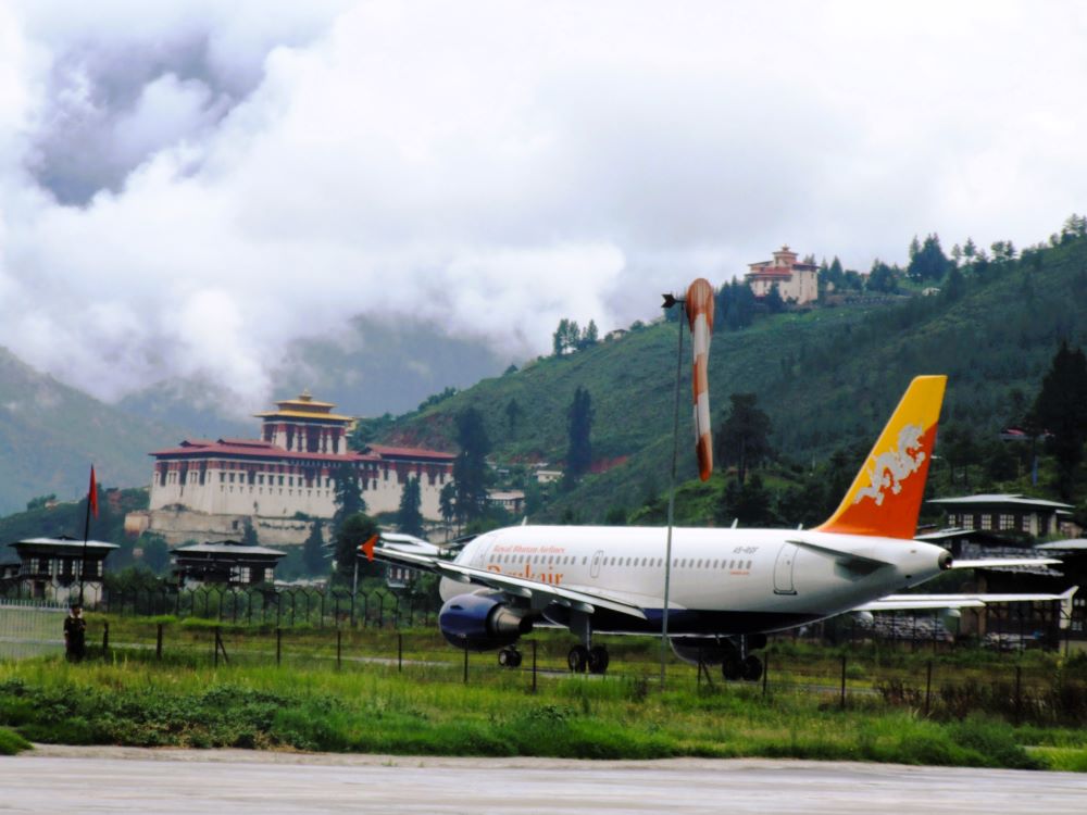 The best guide to a multi-country tour to the beautiful India, Bhutan, and Nepal