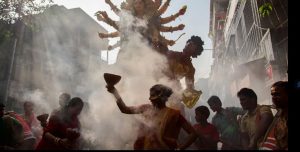 Why must all Europeans visit beautiful India many times?