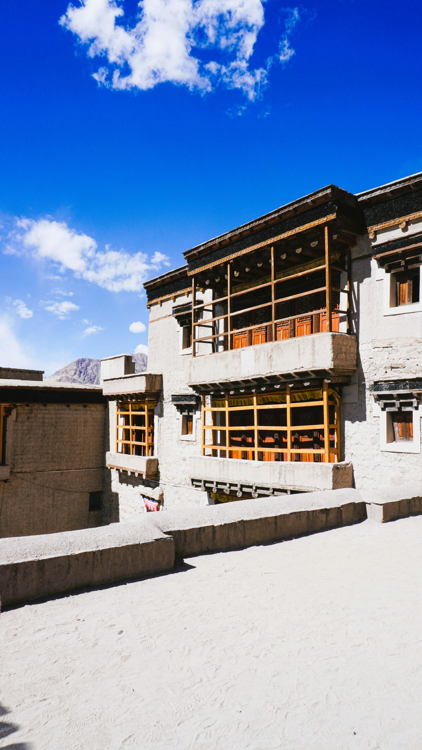 Top Reasons to Book Your Tour Package to Beautiful Ladakh