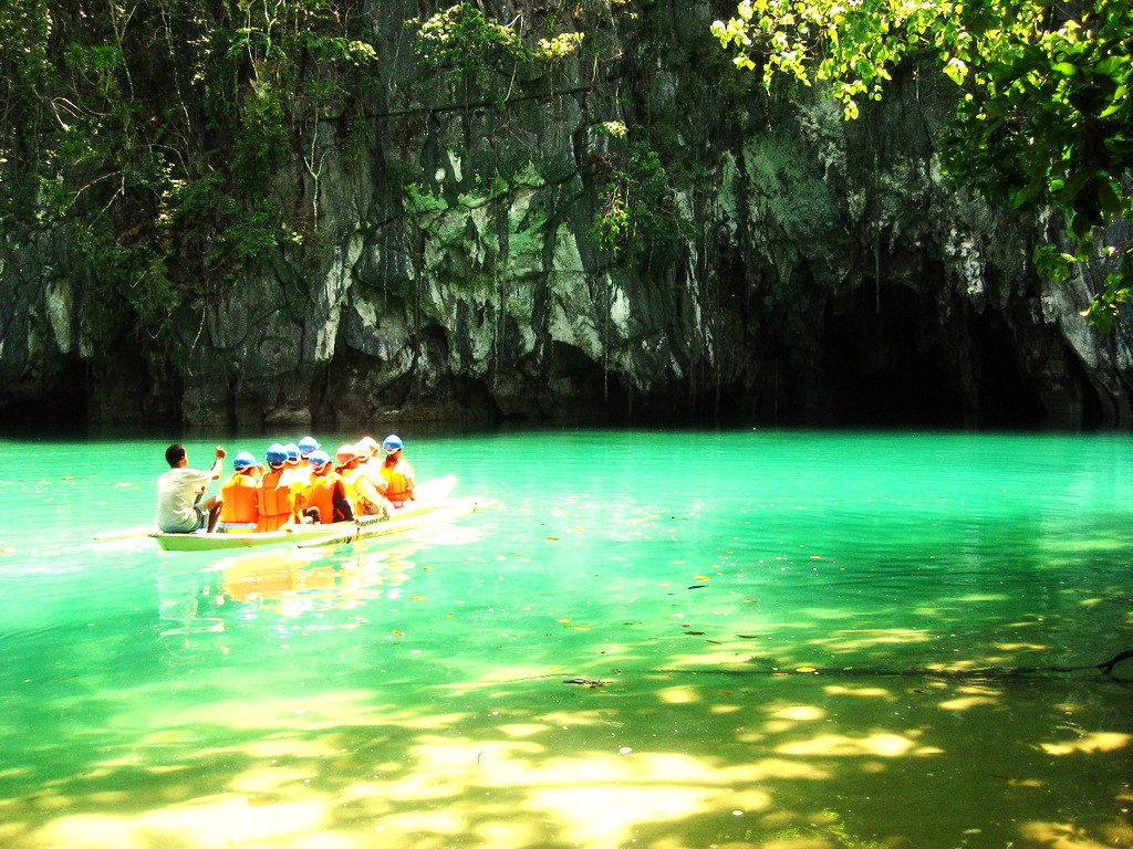 The best 12-Day Philippines Luxury Island Escapade