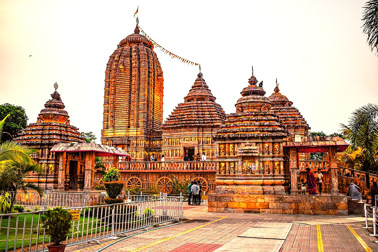 7 spiritual journeys every Bengali must experience in a lifetime