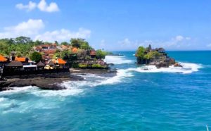 Explore the best of the beautiful Bali and exuberant Vietnam