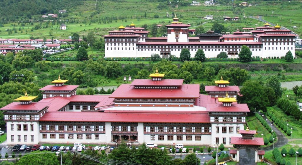 10 must-visit places in the beautiful Bhutan for first-time travelers